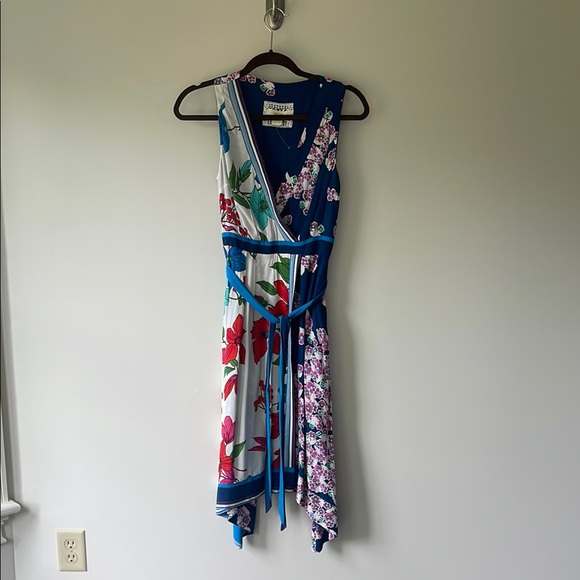 Anthropologie Maeve floral Wrap Dress 6p - Picture 7 of 9